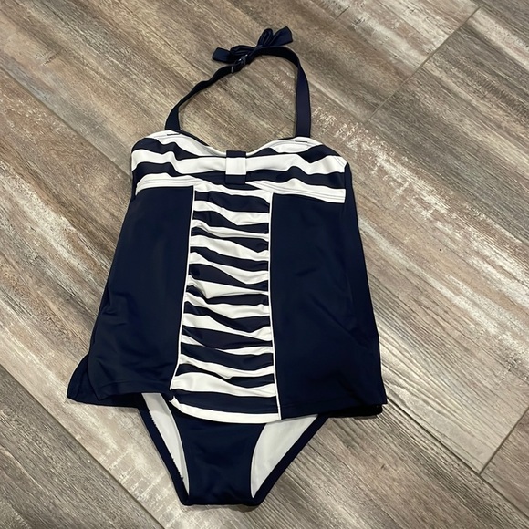 Janie and Jack Retro Stripe Halter Swimsuit size 5 - Picture 1 of 6